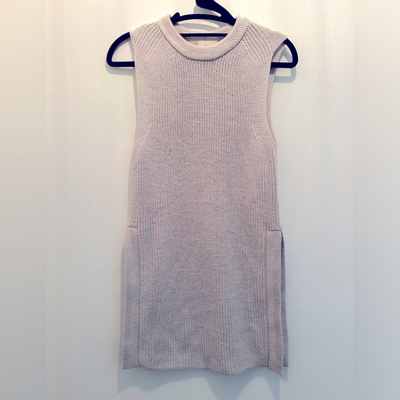 Wilfred sweater - fits like a sm/m - Picture 3 of 3